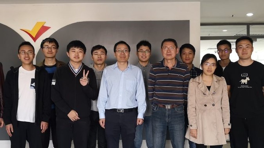 上海交通大学陈海波教授来访与实验室进行学术交流